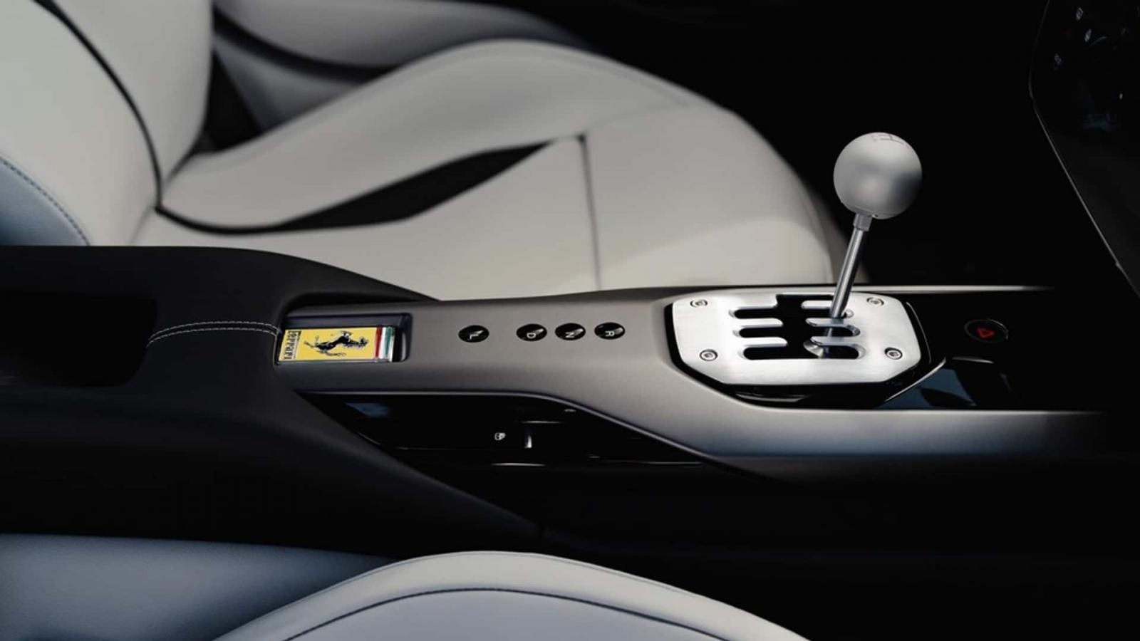 Ντεμπούτο για τη νέα Ferrari 12Cilindri Manuale 